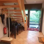 Martha - Ferienhaus, 3 Schlafzimmer, 2 Bis 6 Personen, S-bahn Nach Berlin, Strausseenaehe, Ruhige Lage 아파트 스트라우스베르크