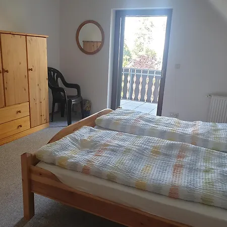 Martha - Ferienhaus, 3 Schlafzimmer, 2 Bis 6 Personen, S-bahn Nach Berlin, Strausseenaehe, Ruhige Lage