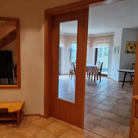 Martha - Ferienhaus, 3 Schlafzimmer, 2 Bis 6 Personen, S-bahn Nach Berlin, Strausseenaehe, Ruhige Lage