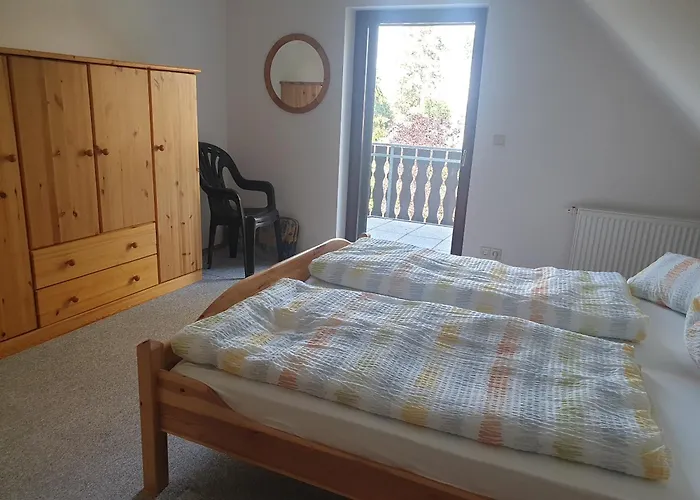 Martha - Ferienhaus, 3 Schlafzimmer, 2 Bis 6 Personen, S-bahn Nach Berlin, Strausseenaehe, Ruhige Lage