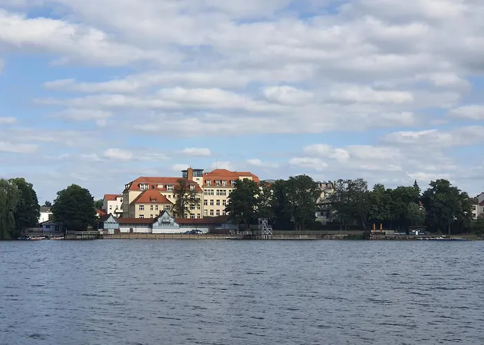 Lejlighed Martha - Ferienhaus, 3 Schlafzimmer, 2 Bis 6 Personen, S-bahn Nach Berlin, Strausseenaehe, Ruhige Lage Strausberg